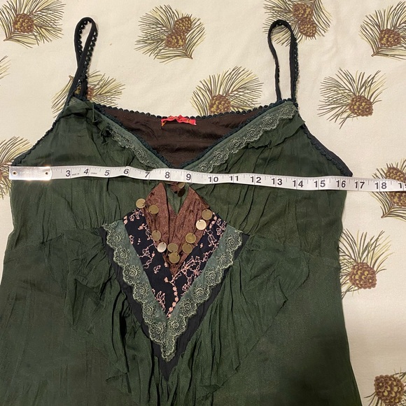 Satisfy Your Inner Show Girl! This cutest callback to a saloon singer outfit. - Picture 12 of 12